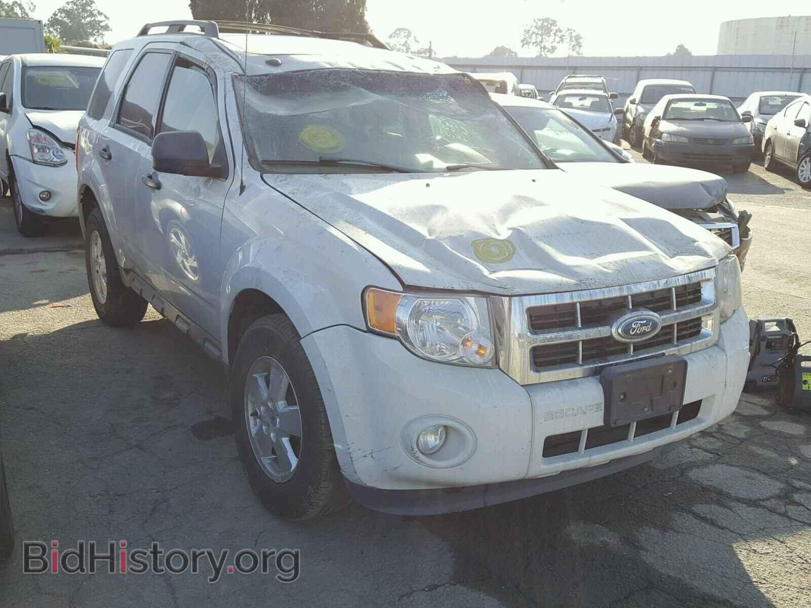 Photo 1FMCU0DG2BKC53235 - FORD ESCAPE 2011