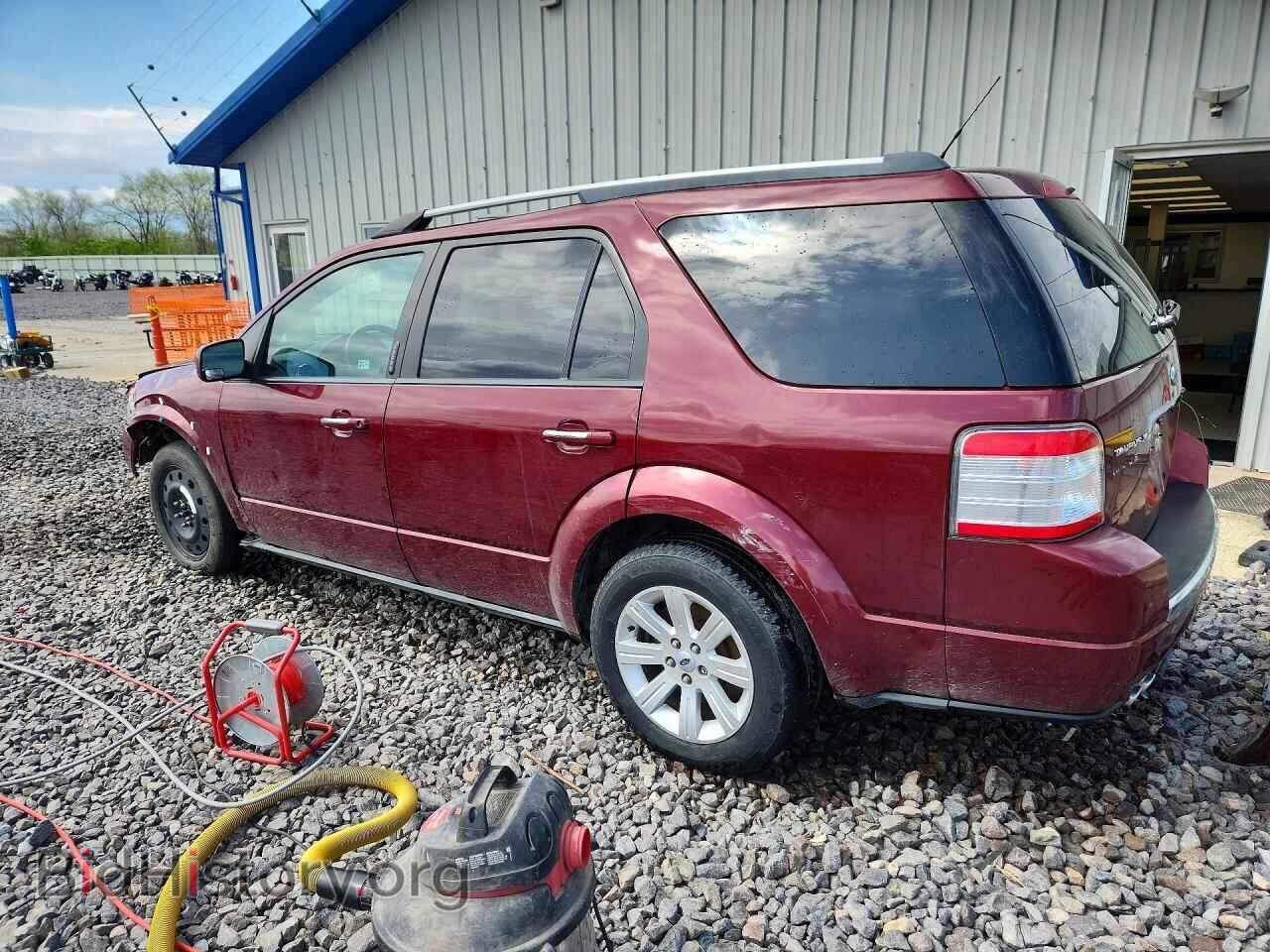 2008 FORD TAURUS - VIN: 1FMDK03W58GA34056 - Фото 2