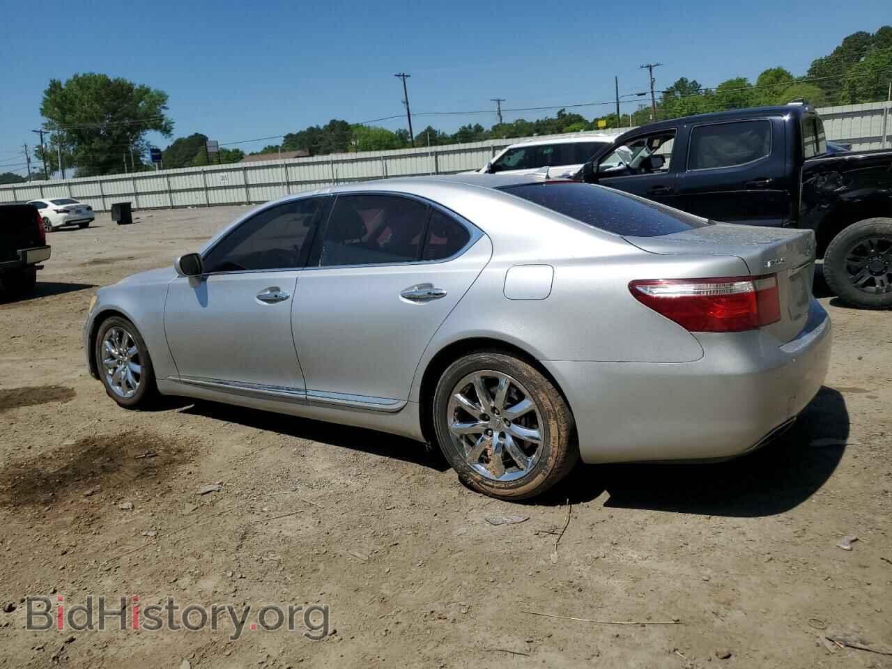 2007 LEXUS LS460 - VIN: JTHBL46F575042601 - Photo 2