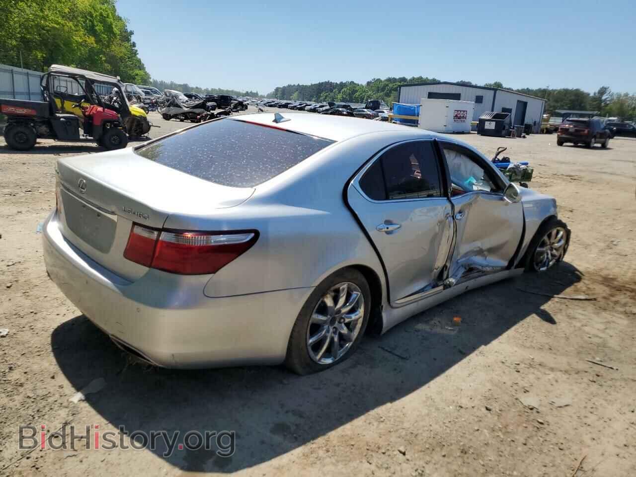 2007 LEXUS LS460 - VIN: JTHBL46F575042601 - Photo 3
