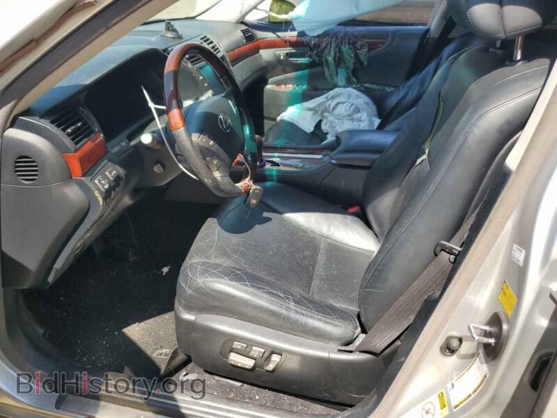 2007 Lexus LS460 (VIN JTHBL46F575042601) — photo 7 of 12