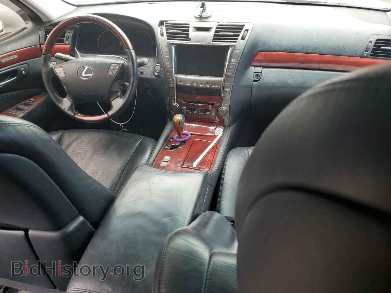 2007 LEXUS LS460 - VIN: JTHBL46F575042601 - Photo 8