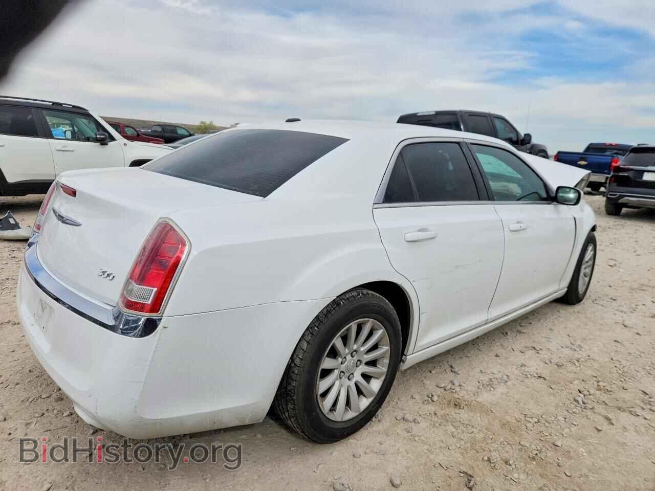2014 CHRYSLER 300 - VIN: 2C3CCAAG2EH200083 - Фото 3
