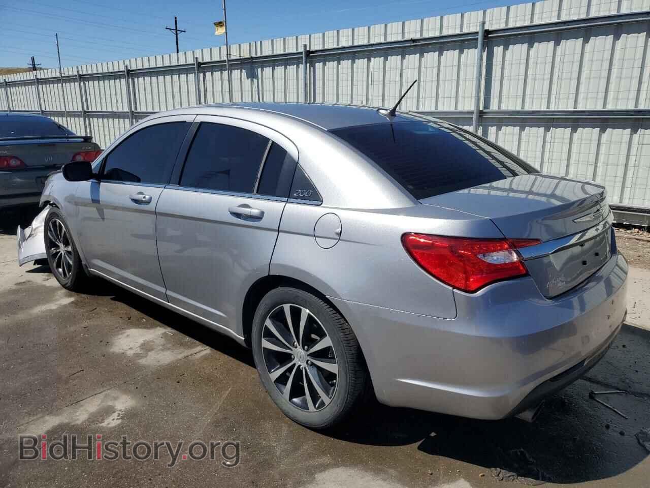 2013 CHRYSLER 200 - VIN: 1C3CCBBG7DN712058 - Фото 2