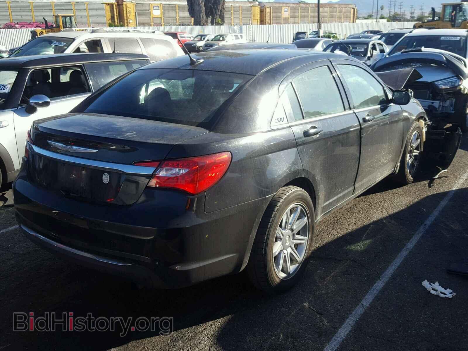2012 CHRYSLER 200 - VIN: 1C3CCBAB5CN236106 - Фото 4
