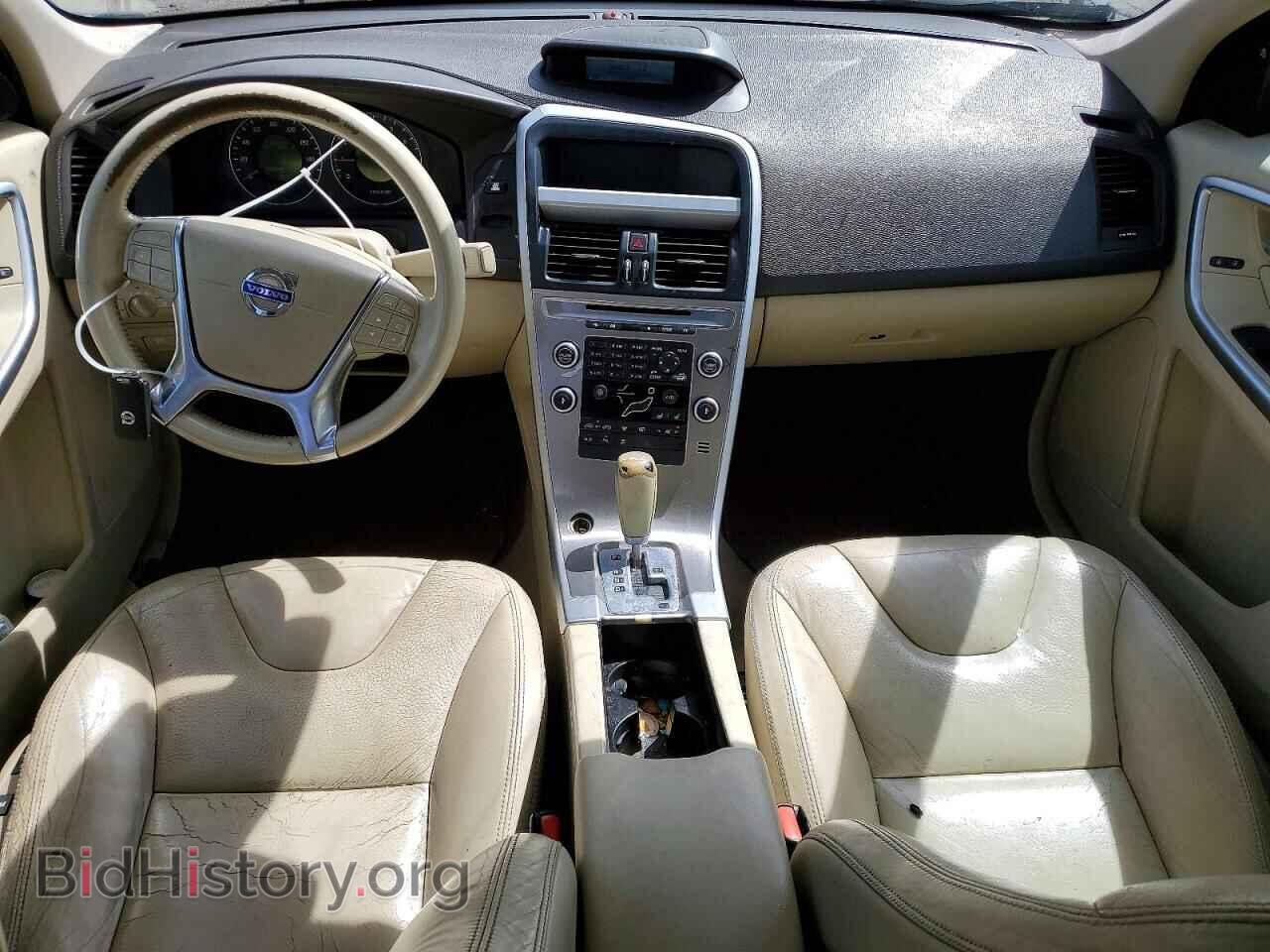 2011 VOLVO XC60 - VIN: YV4952DZ0B2169890 - Фото 8