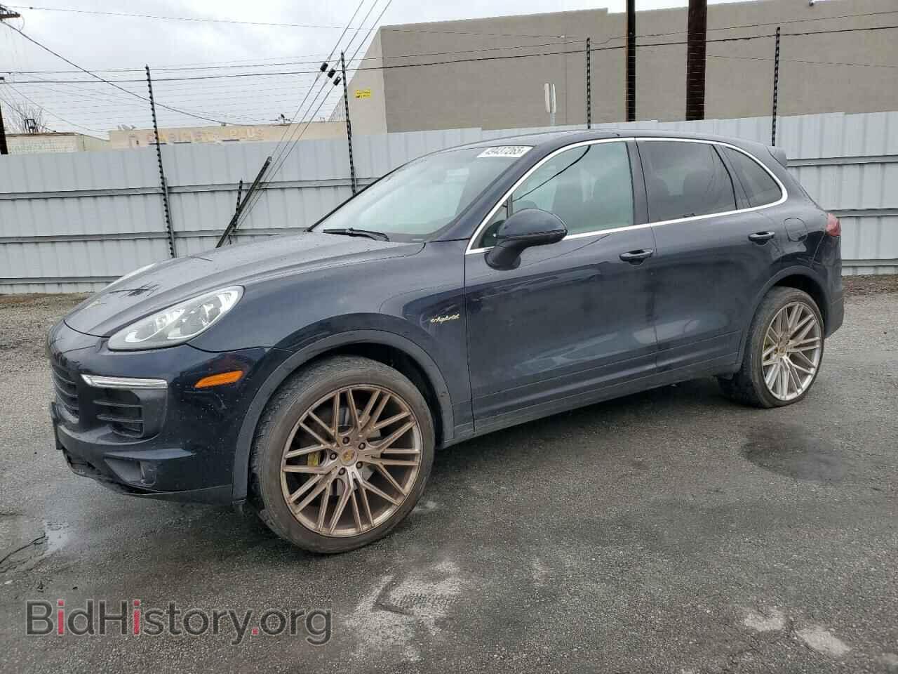 Photo WP1AE2A27HLA74235 - PORSCHE CAYENNE 2017