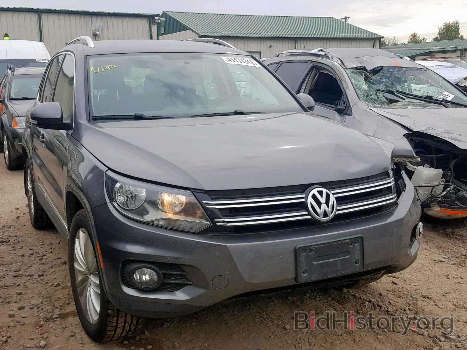 Фотография WVGBV7AX2CW101889 - VOLKSWAGEN TIGUAN S 2012