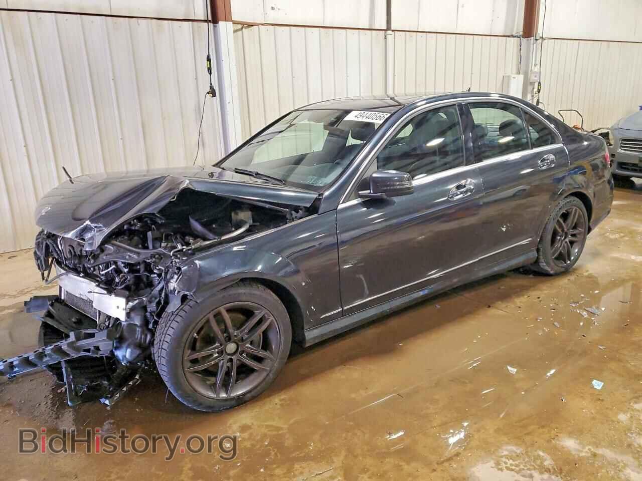 Photo WDDGF8BB2CR197804 - MERCEDES-BENZ C-CLASS 2012