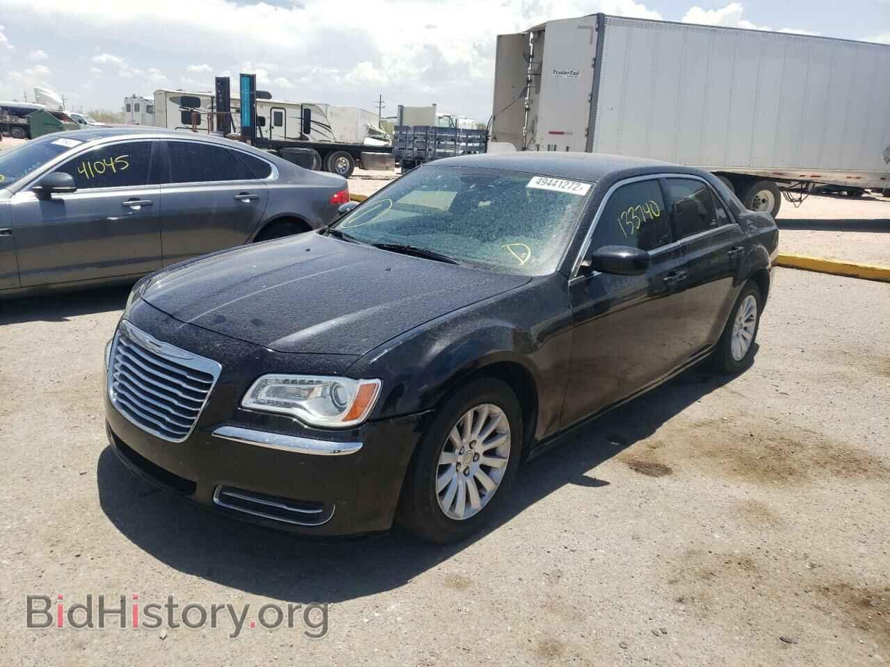 2012 CHRYSLER 300 - VIN: 2C3CCAAG5CH104381 - Фото 2
