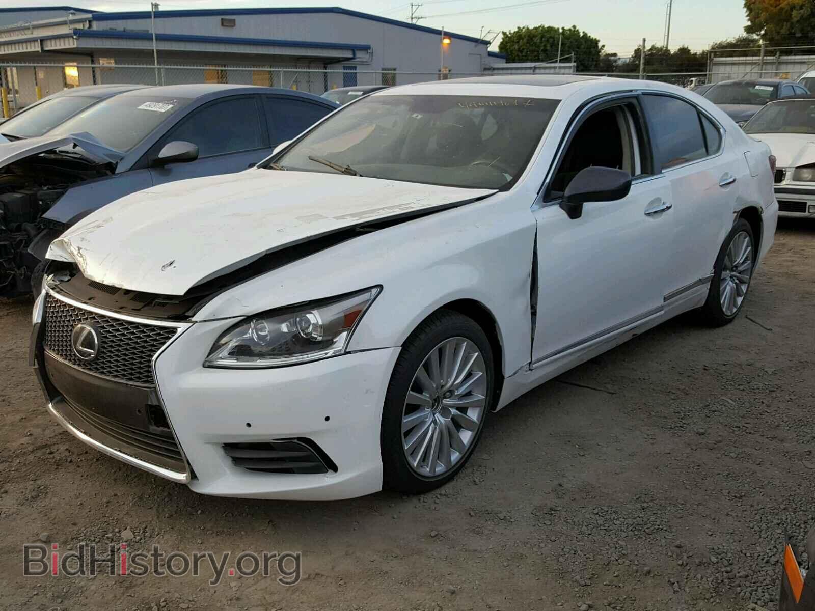 2016 LEXUS LS460 - VIN: JTHCL5EF0G5027046 - Фото 2