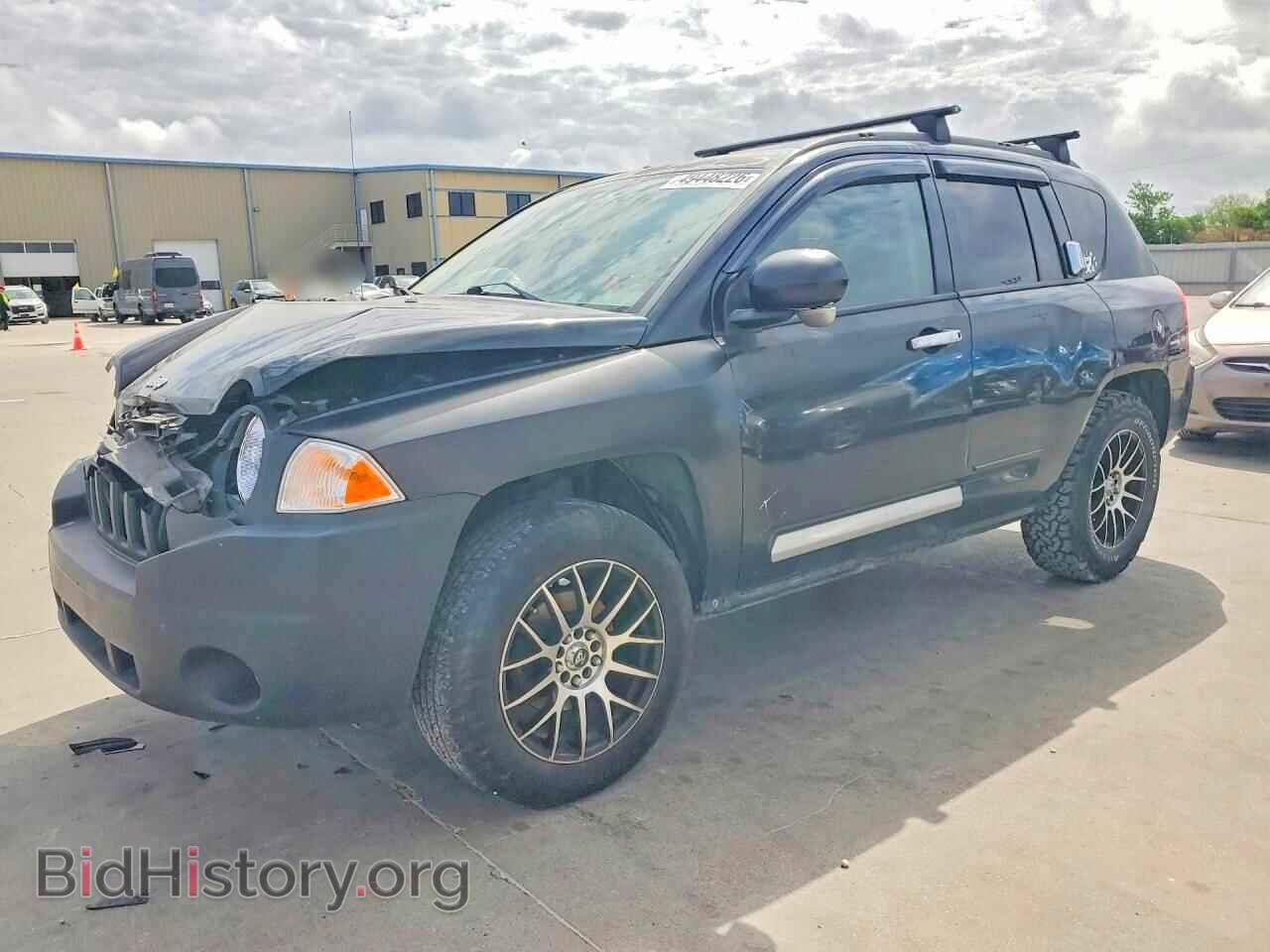 Photo 1J4NT4FB3AD642424 - JEEP COMPASS 2010
