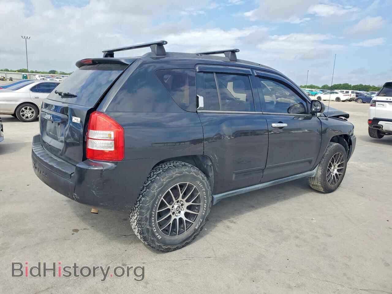 2010 JEEP COMPASS - VIN: 1J4NT4FB3AD642424 - Фото 3