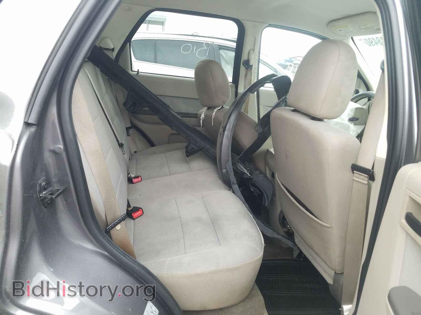 2011 FORD ESCAPE - VIN: 1FMCU0DG2BKA68957 - Photo 6