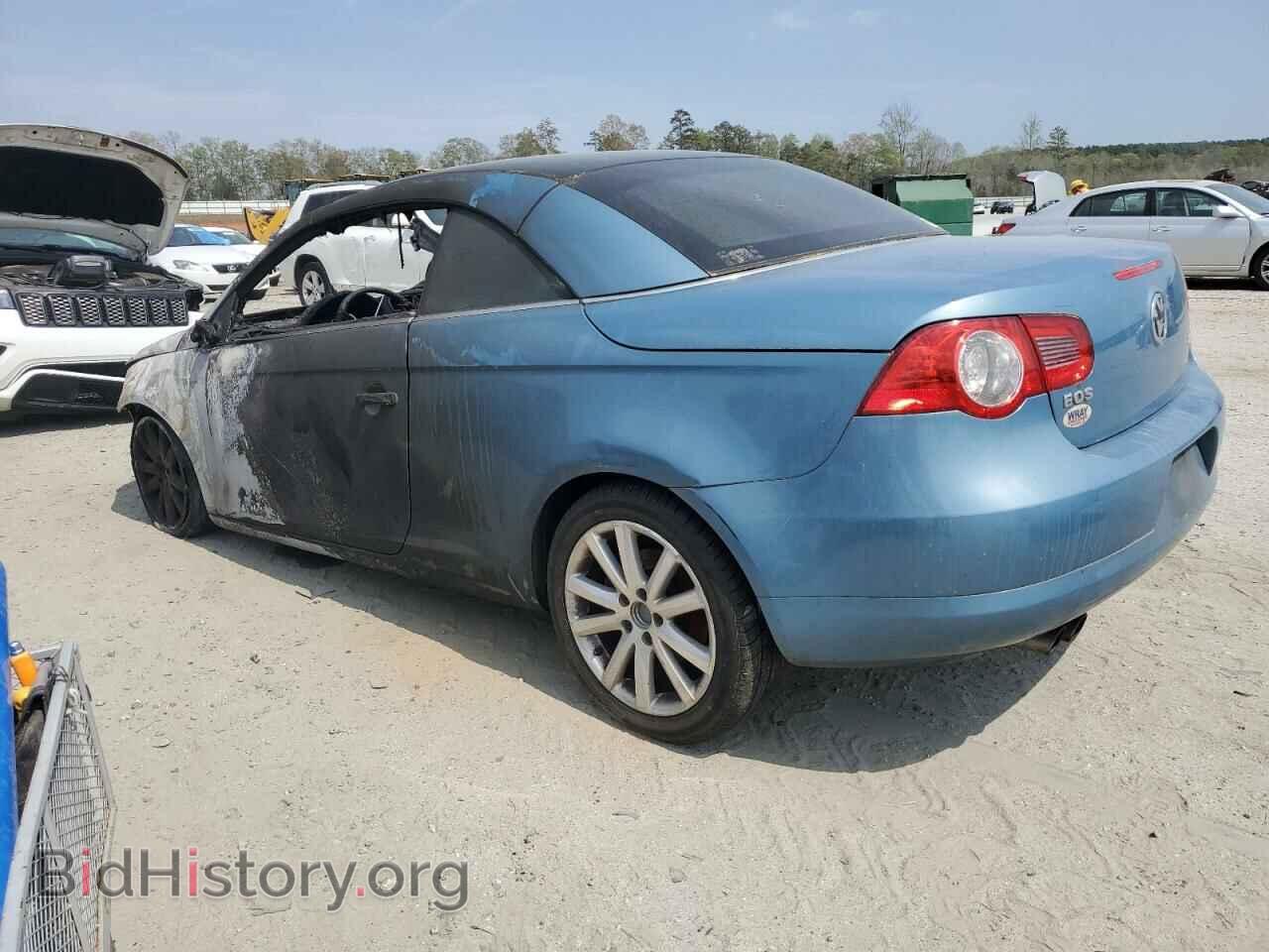 2007 VOLKSWAGEN EOS - VIN: WVWFA71F97V042134 - Фото 2