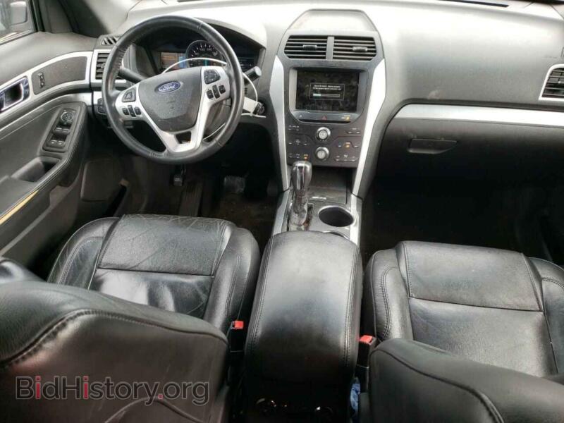 2011 Ford EXPLORER (VIN 1FMHK8D84BGA93171) — photo 8 of 13