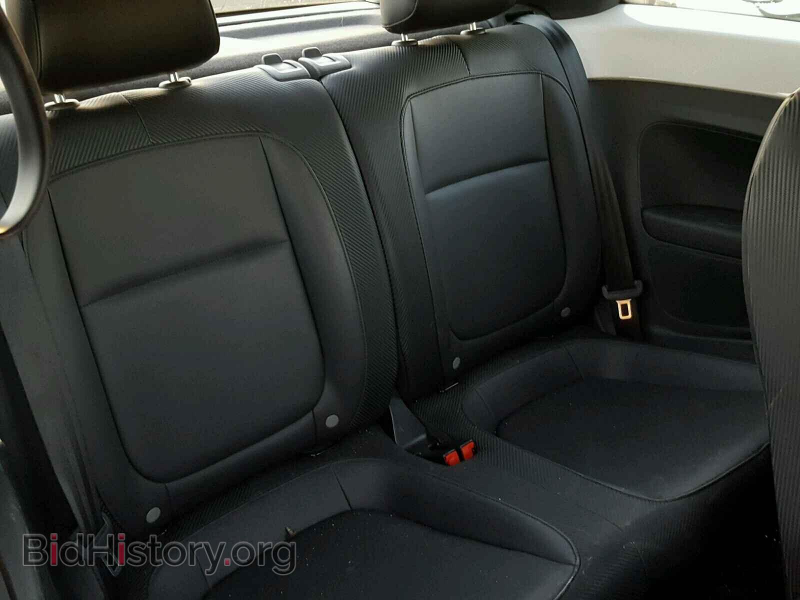 2012 VOLKSWAGEN BEETLE - VIN: 3VWJP7AT0CM636921 - Фото 6