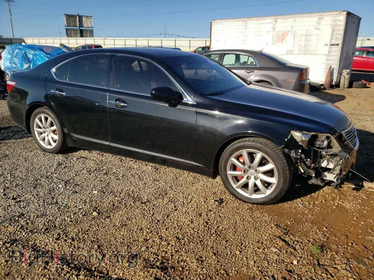 2007 LEXUS LS460 - VIN: JTHBL46F275007658 - Photo 4