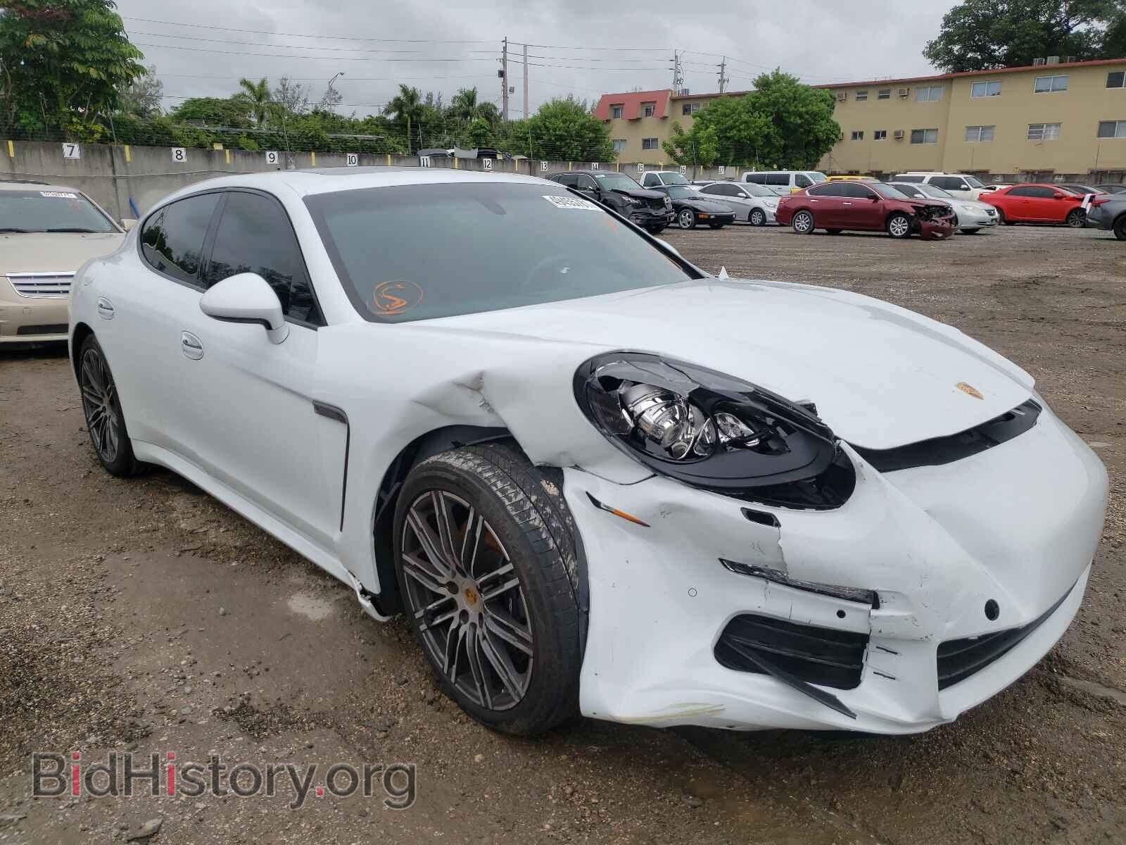 Фотография WP0AA2A76GL006175 - PORSCHE PANAMERA 2016