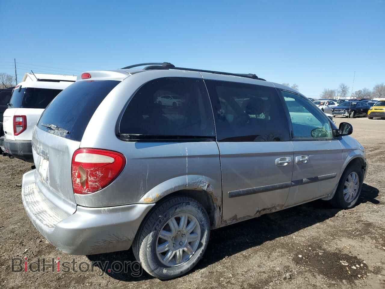 2006 CHRYSLER MINIVAN - VIN: 1A4GP45R16B760907 - Фото 3