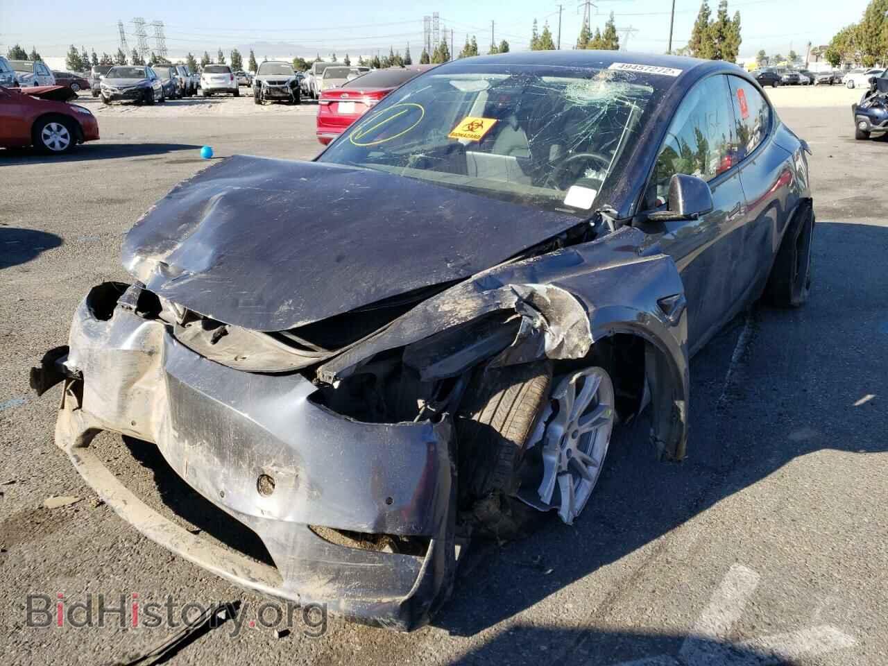 2020 TESLA MODEL Y - VIN: 5YJYGDEE7LF016521 - Photo 2