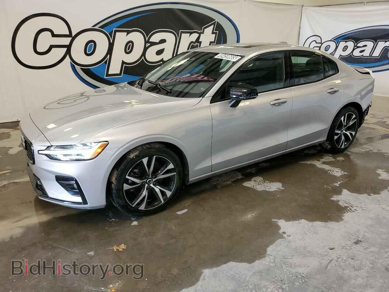 Фотография 7JRL12FK8RG322759 - VOLVO S60 CORE 2024