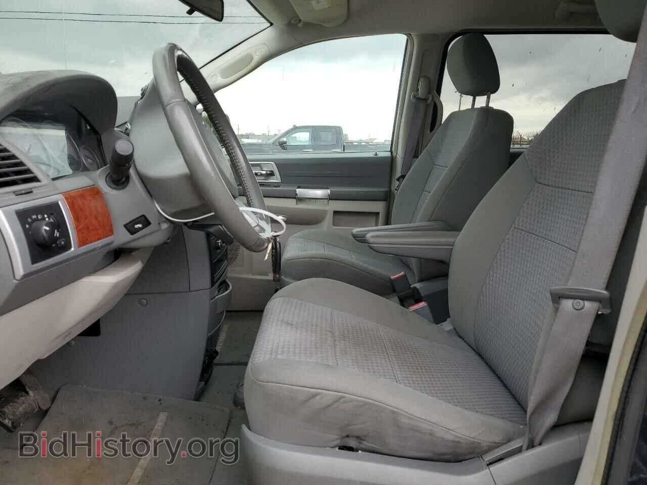 2008 CHRYSLER MINIVAN - VIN: 2A8HR54P48R611463 - Фото 7