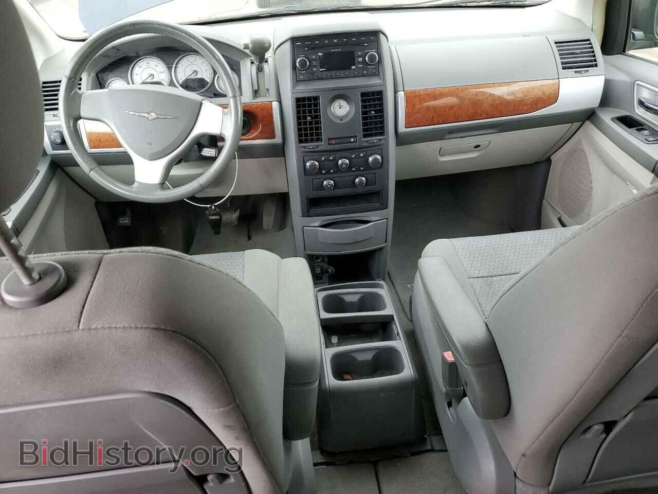 2008 CHRYSLER MINIVAN - VIN: 2A8HR54P48R611463 - Фото 8