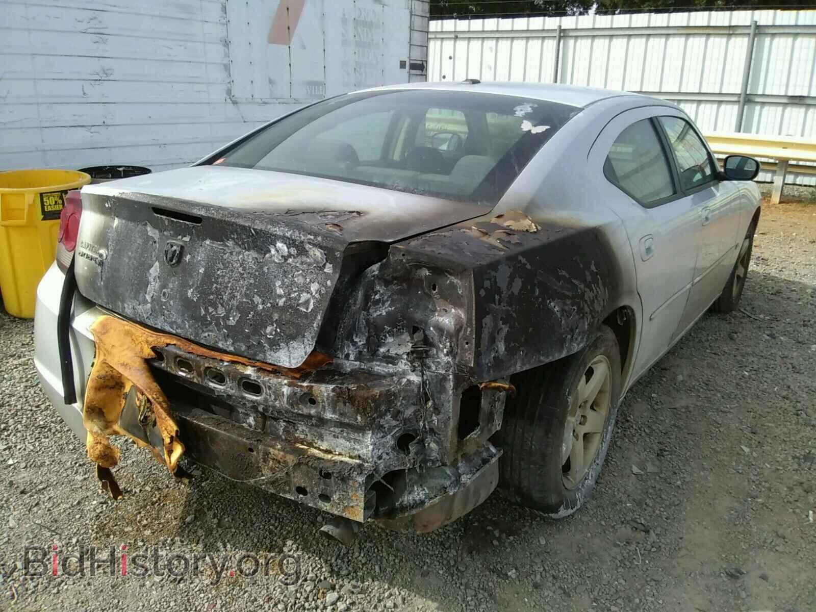 2010 DODGE CHARGER - VIN: 2B3CA3CVXAH196871 - Фото 4