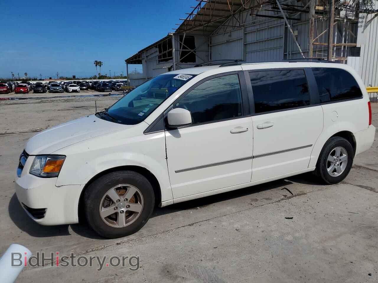 Photo 2D4RN5D11AR297668 - DODGE CARAVAN 2010