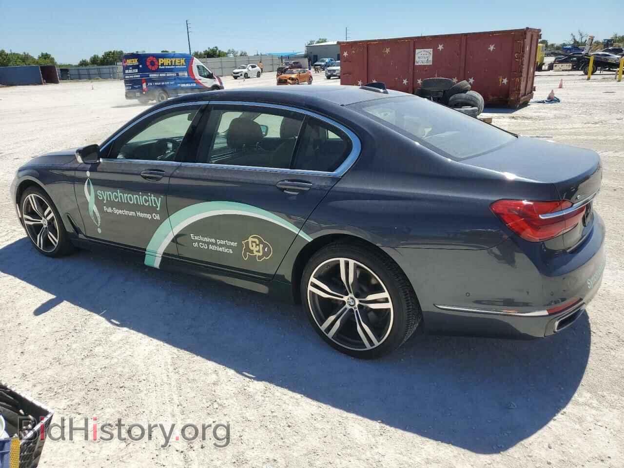 2017 BMW 7 SERIES - VIN: WBA7F2C54HG422160 - Фото 2