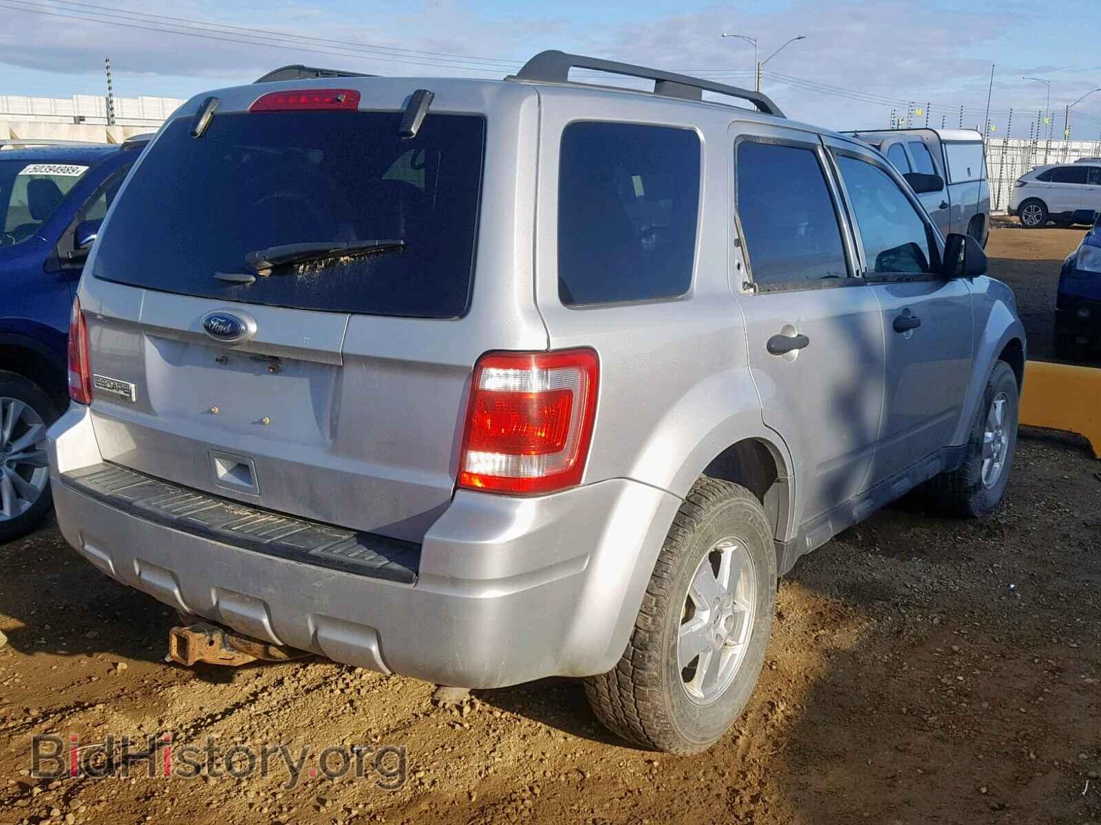 2011 FORD ESCAPE - VIN: 1FMCU9D79BKC05493 - Фото 4