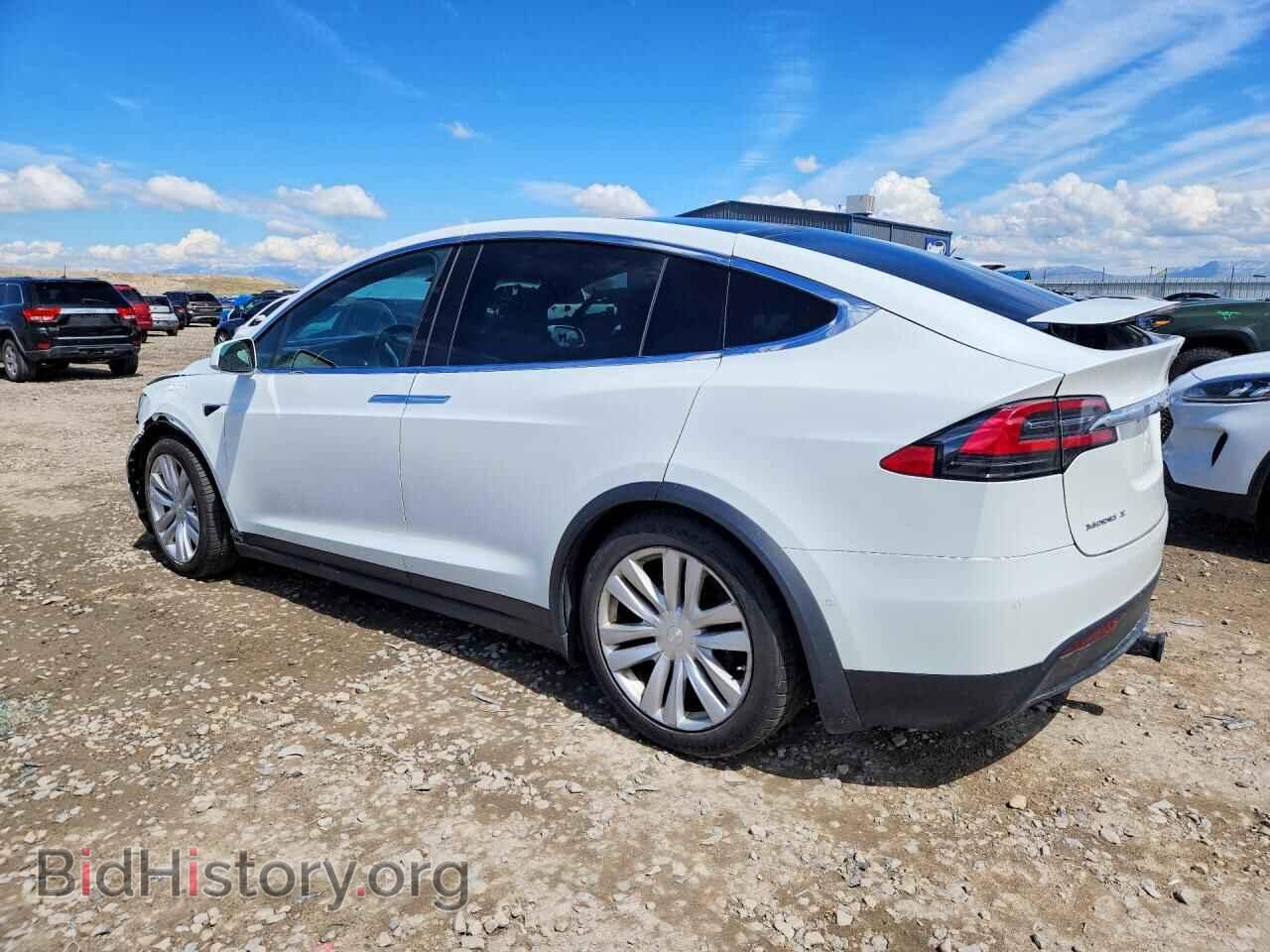 2017 TESLA MODEL X - VIN: 5YJXCBE21HF029550 - Photo 2
