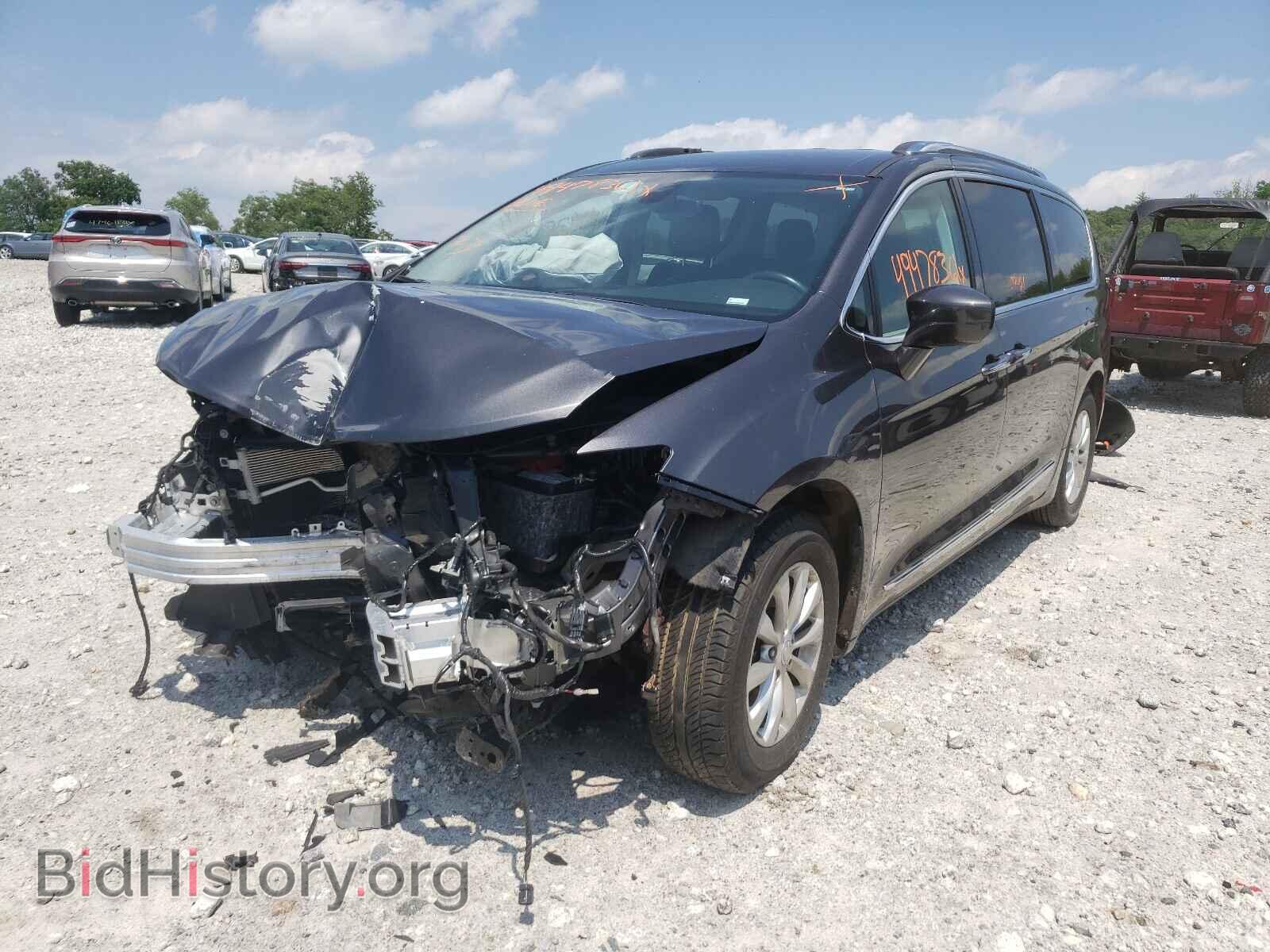 2019 CHRYSLER PACIFICA - VIN: 2C4RC1BG3KR730654 - Фото 2