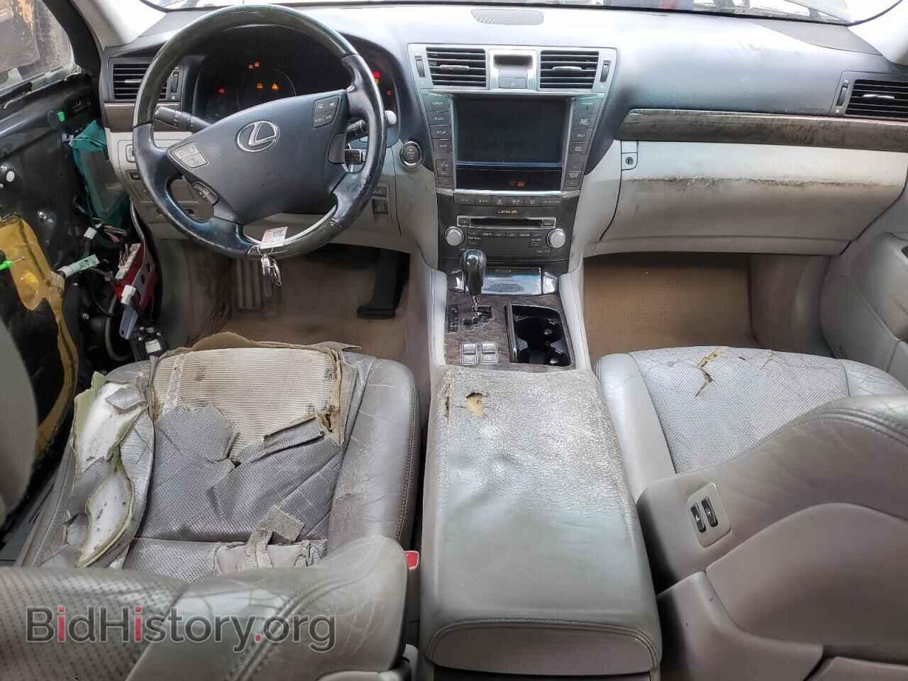 2010 LEXUS LS460 - VIN: JTHCL5EF6A5007701 - Photo 8