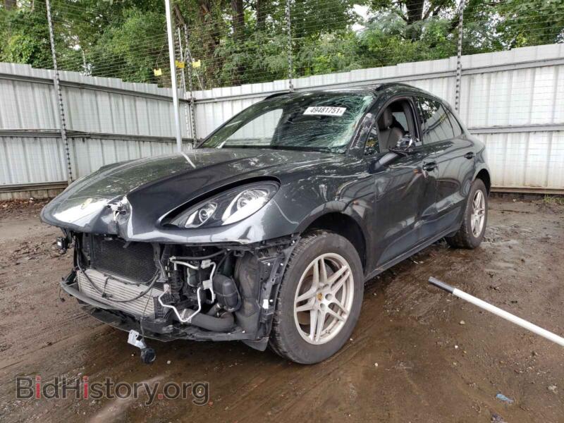 2017 Porsche MACAN (VIN WP1AA2A59HLB81003) — photo 2 of 10