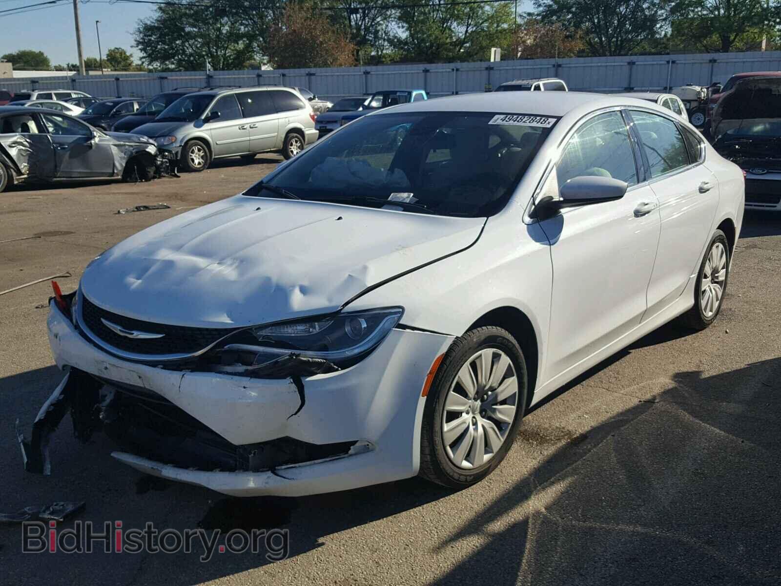 2015 CHRYSLER 200 - VIN: 1C3CCCFB2FN723203 - Photo 2