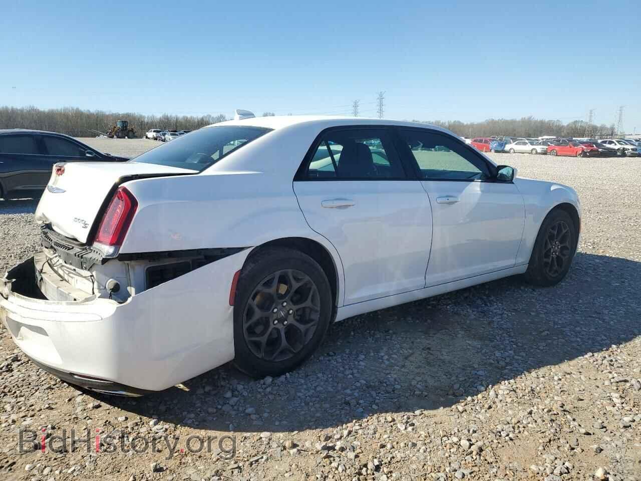 2019 CHRYSLER 300 - VIN: 2C3CCAGG5KH635201 - Фото 3