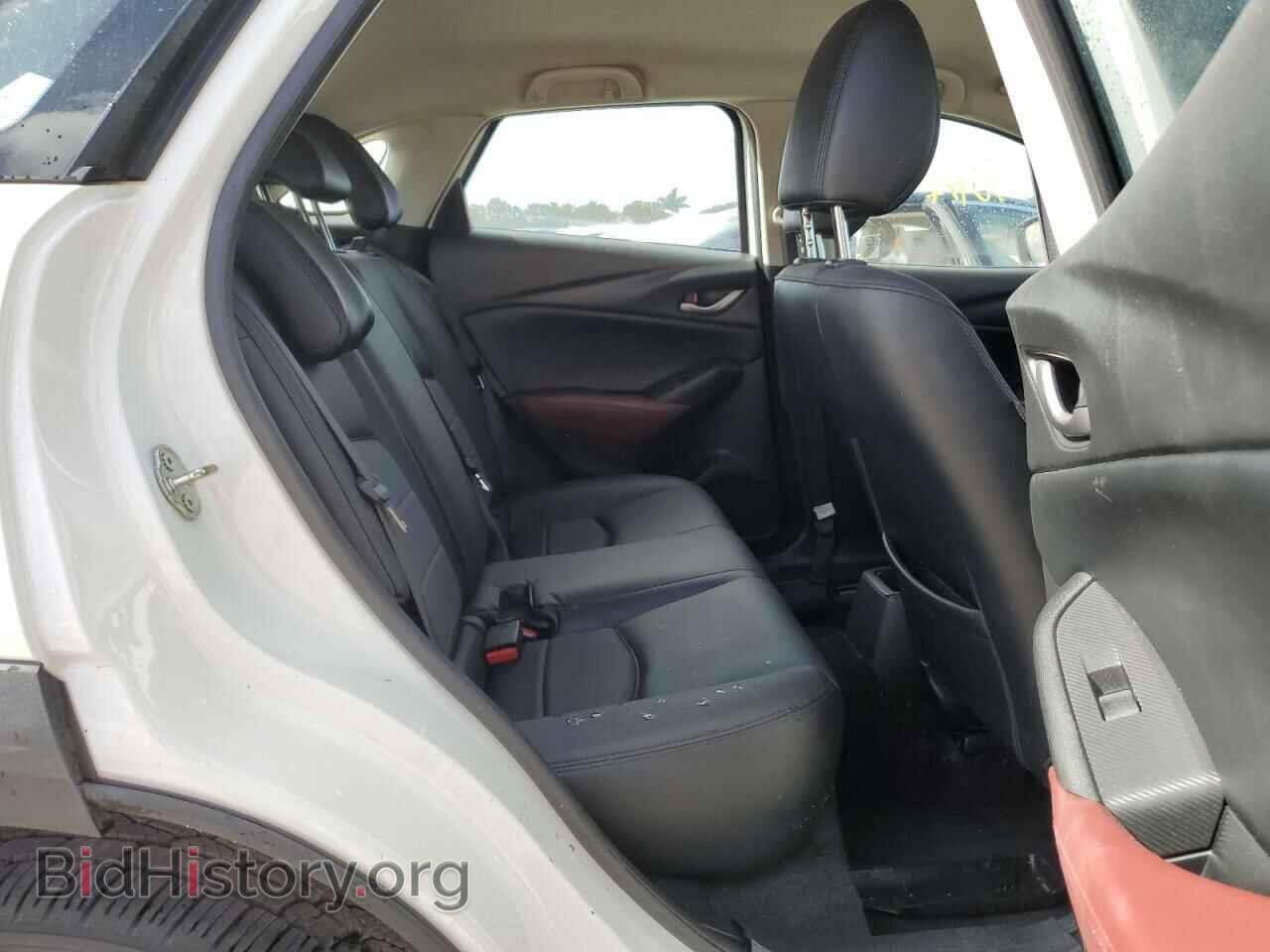 2018 MAZDA CX-3 - VIN: JM1DKFC7XJ0308480 - Фото 11