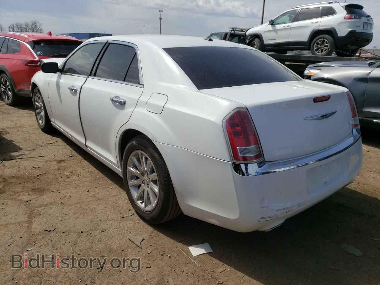 2012 CHRYSLER 300 - VIN: 2C3CCACG0CH209486 - Фото 2