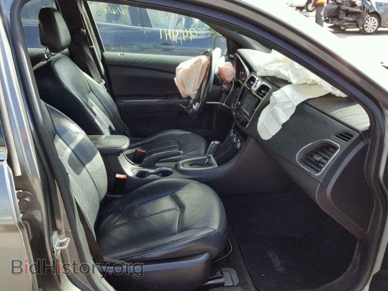 2012 Chrysler 200 (VIN 1C3CCBCG5CN263752) — photo 5 of 10