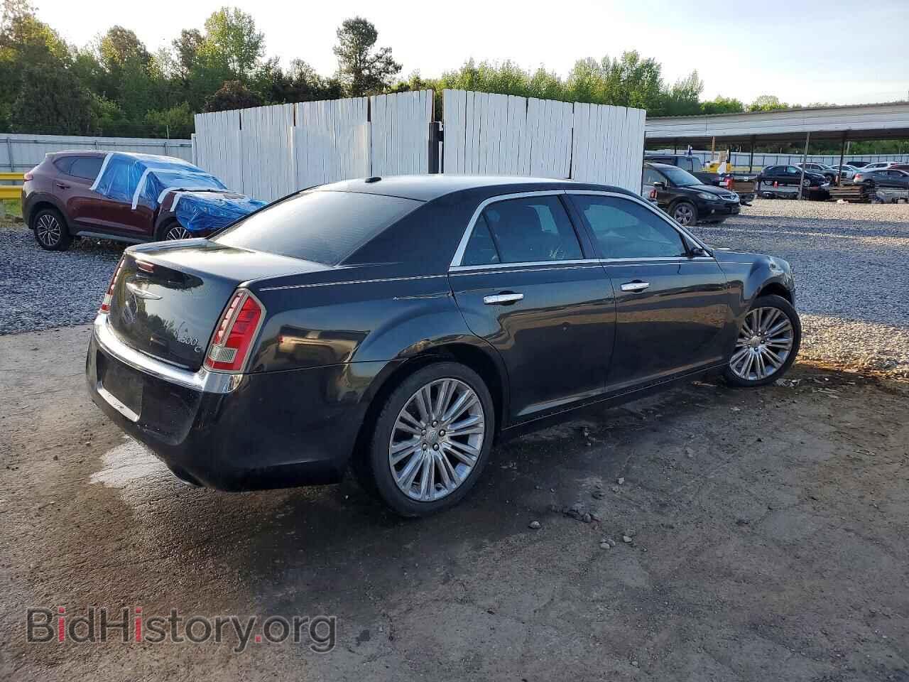 2011 CHRYSLER 300 - VIN: 2C3CA6CT2BH538432 - Photo 3