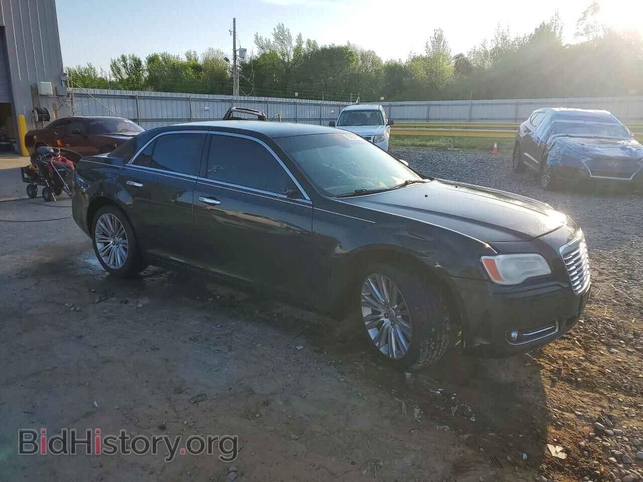 2011 CHRYSLER 300 - VIN: 2C3CA6CT2BH538432 - Photo 4