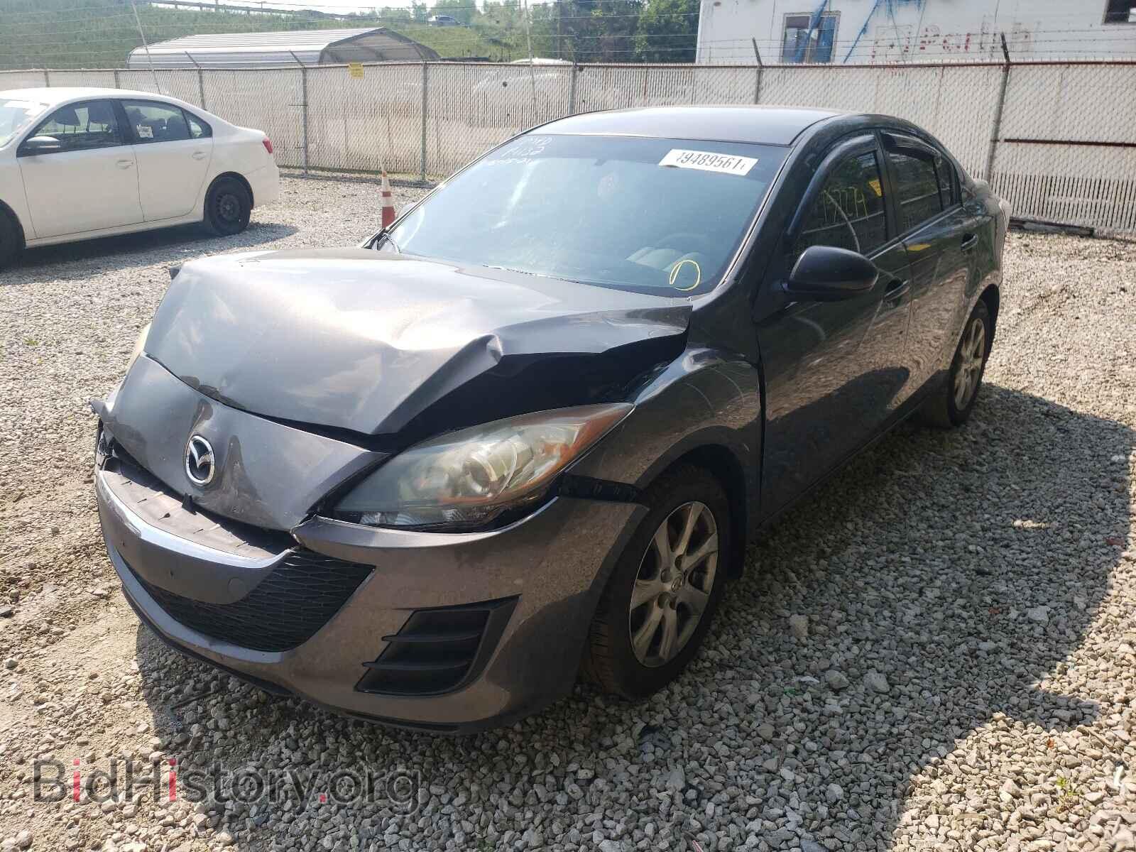 2010 MAZDA 3 - VIN: JM1BL1SF9A1104425 - Фото 2