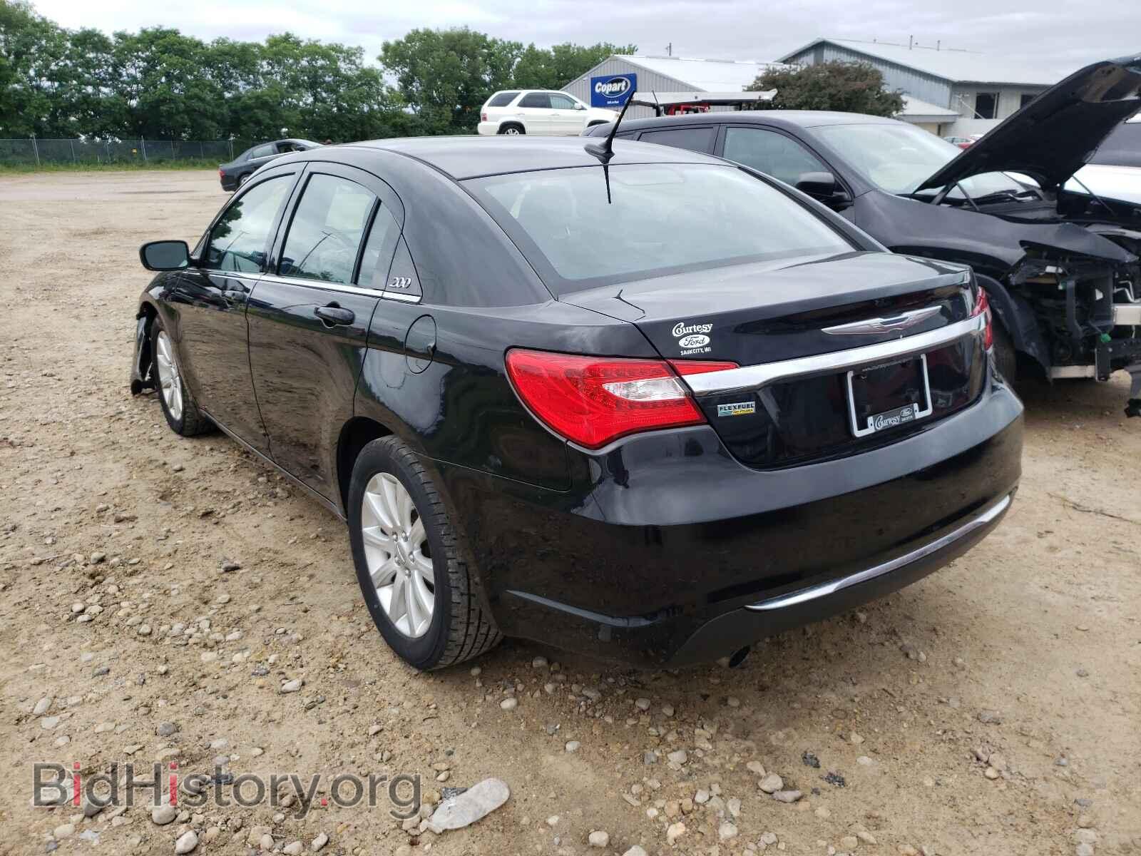 2013 CHRYSLER 200 - VIN: 1C3CCBBG0DN532064 - Фото 3