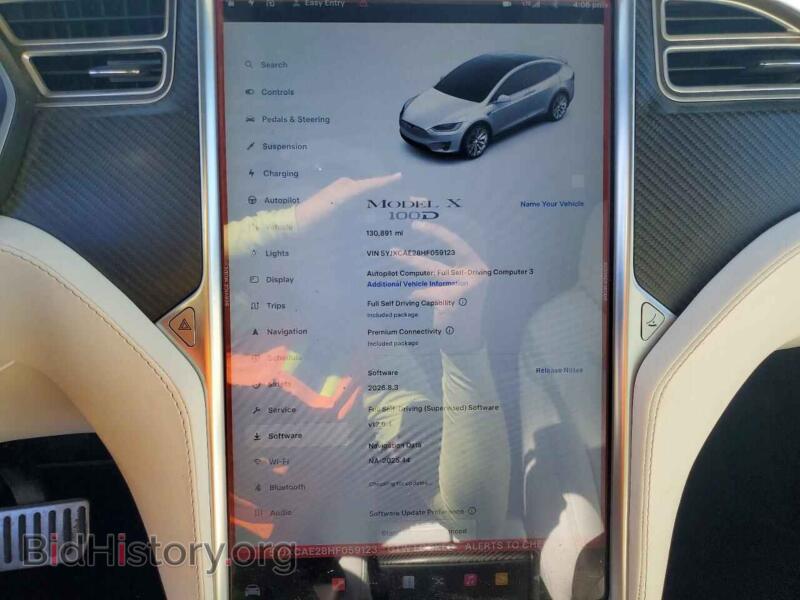 2017 Tesla MODEL X (VIN 5YJXCAE28HF059123) — фото 9 из 12