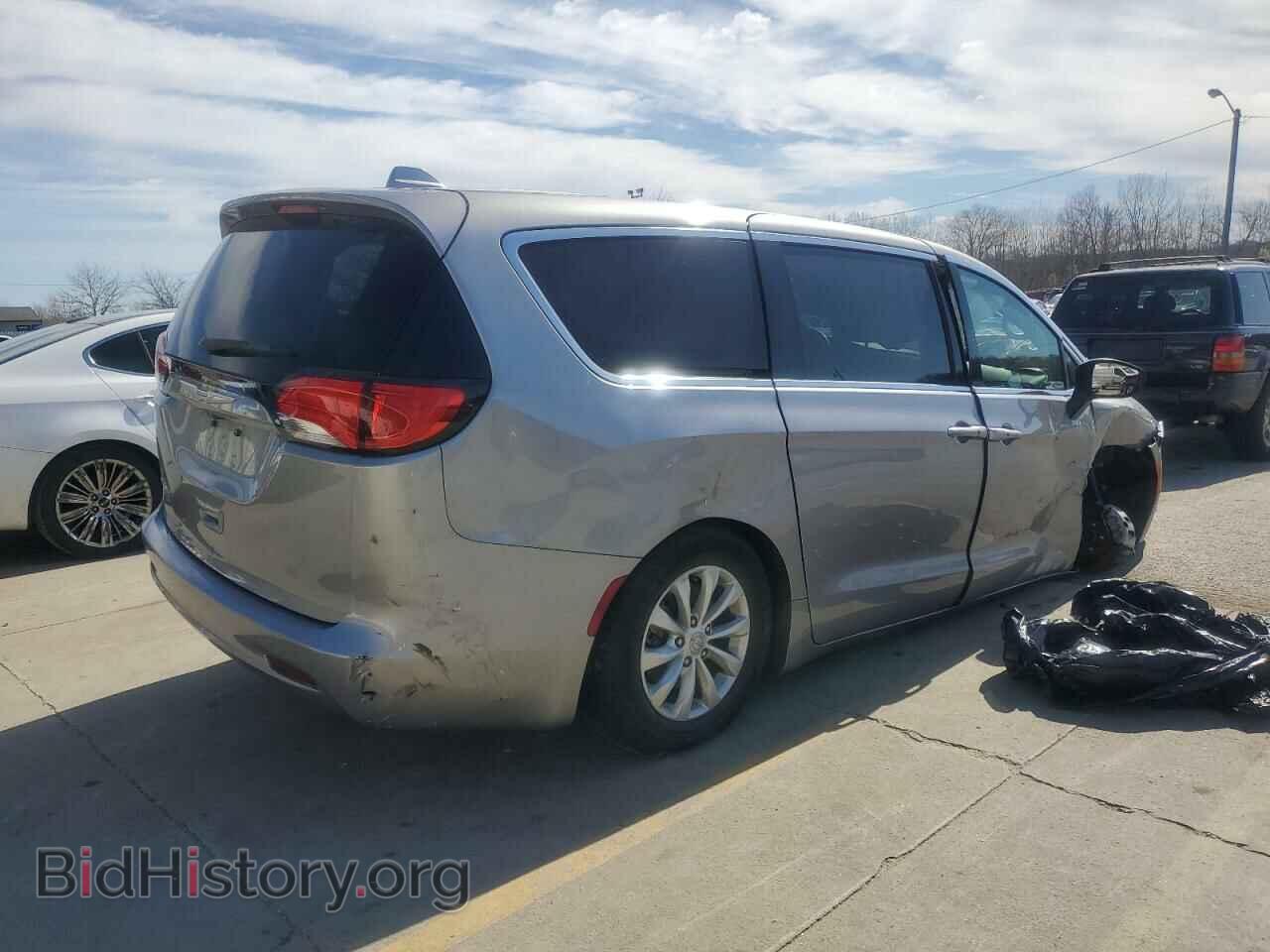 2017 CHRYSLER PACIFICA - VIN: 2C4RC1DG2HR676477 - Фото 3