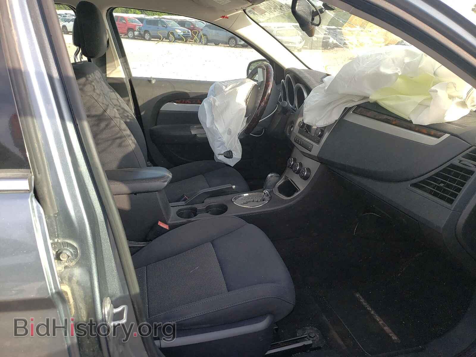 2010 CHRYSLER SEBRING - VIN: 1C3CC5FB9AN125890 - Фото 5