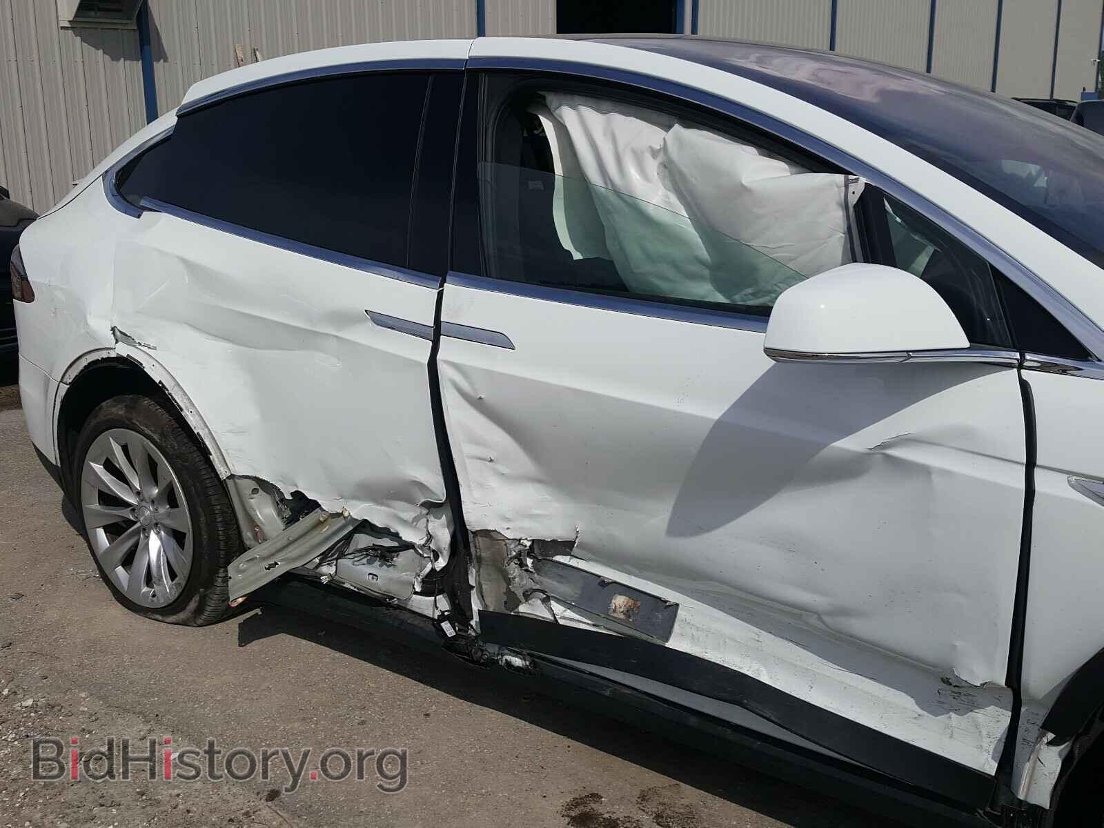 2016 TESLA MODEL X - VIN: 5YJXCBE20GF020109 - Photo 9