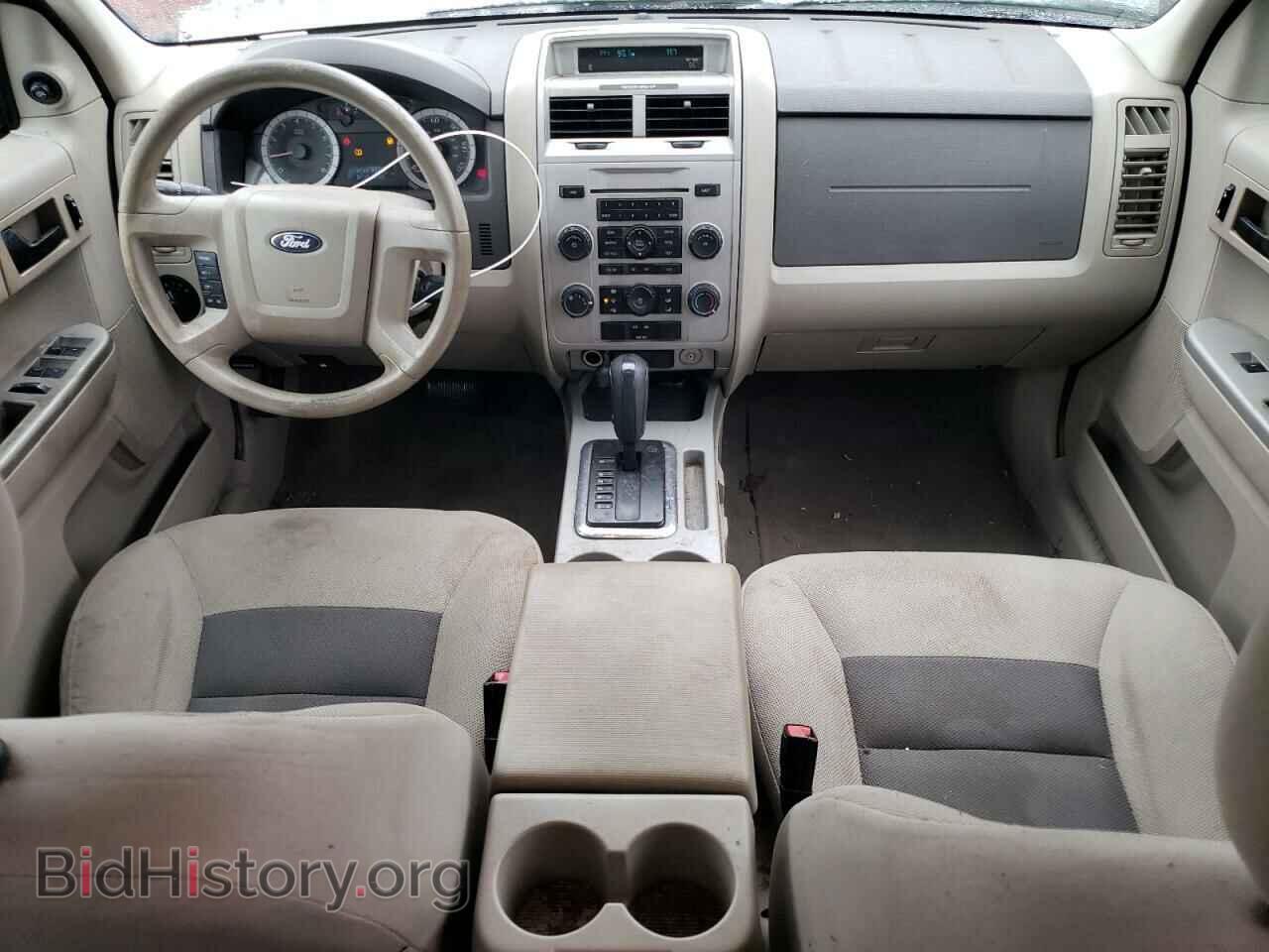 2008 FORD ESCAPE - VIN: 1FMCU03108KD32909 - Фото 8